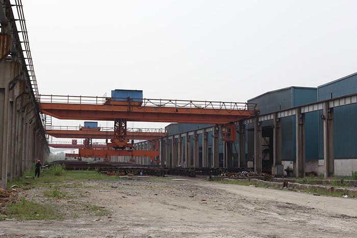 QC型電磁橋式起重機(jī).jpg